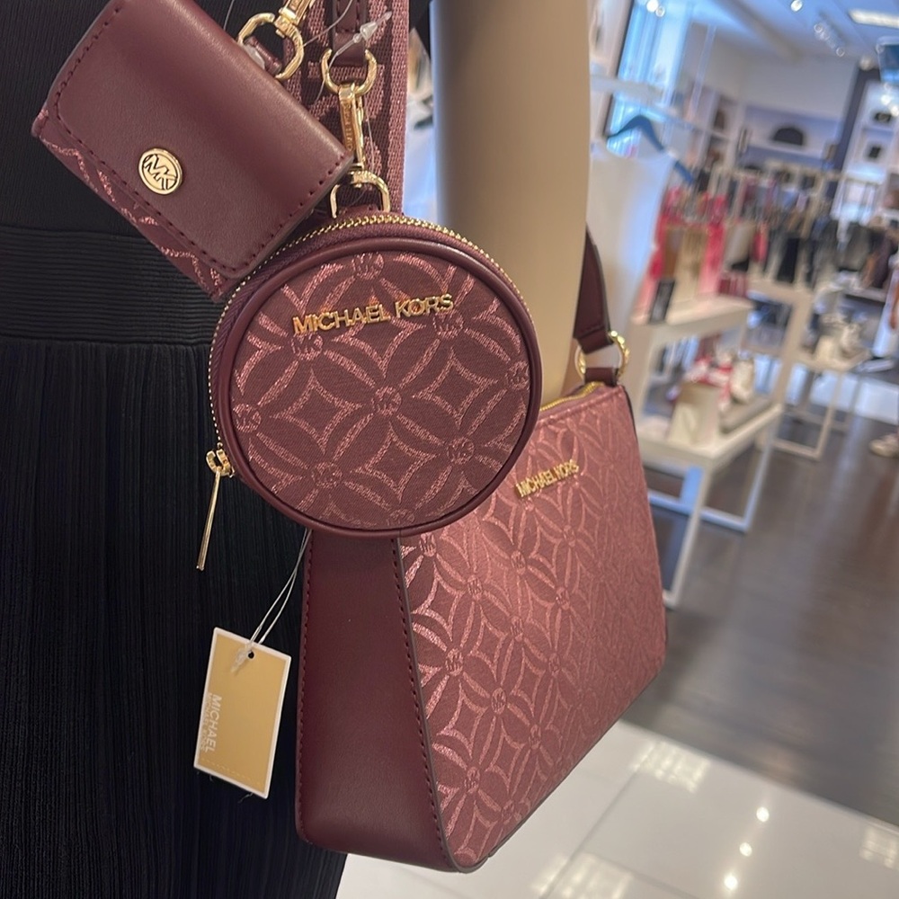 MICHAEL KORS Jet Set Travel Small Logo Jacquard Crossbody With Tech Attach NWT - Picture 7 of 16